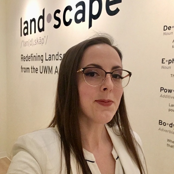 Meet your Posher, Mary - Picture 3 of 8